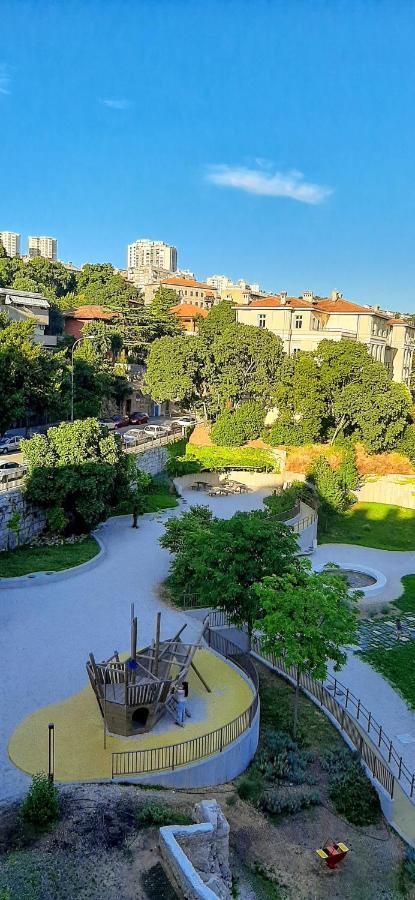 Apartment Pomerio Rijeka Bagian luar foto